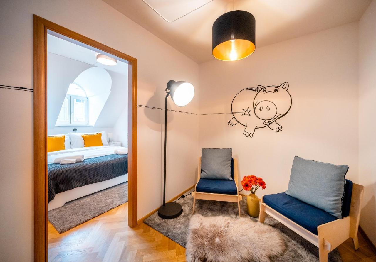 Klimentska Cartoon Apartamento Praga